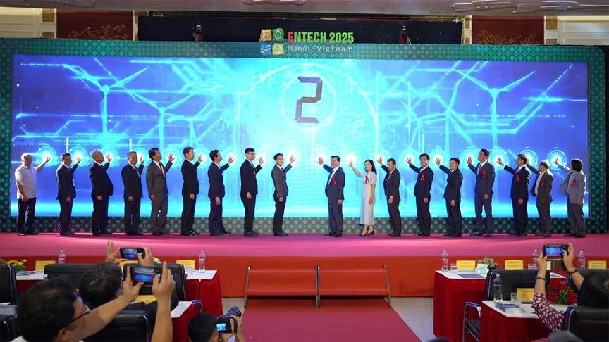 Khai mạc Hội chợ Triển lãm quốc tế công nghệ năng lượng-môi trường Hà Nội năm 2025