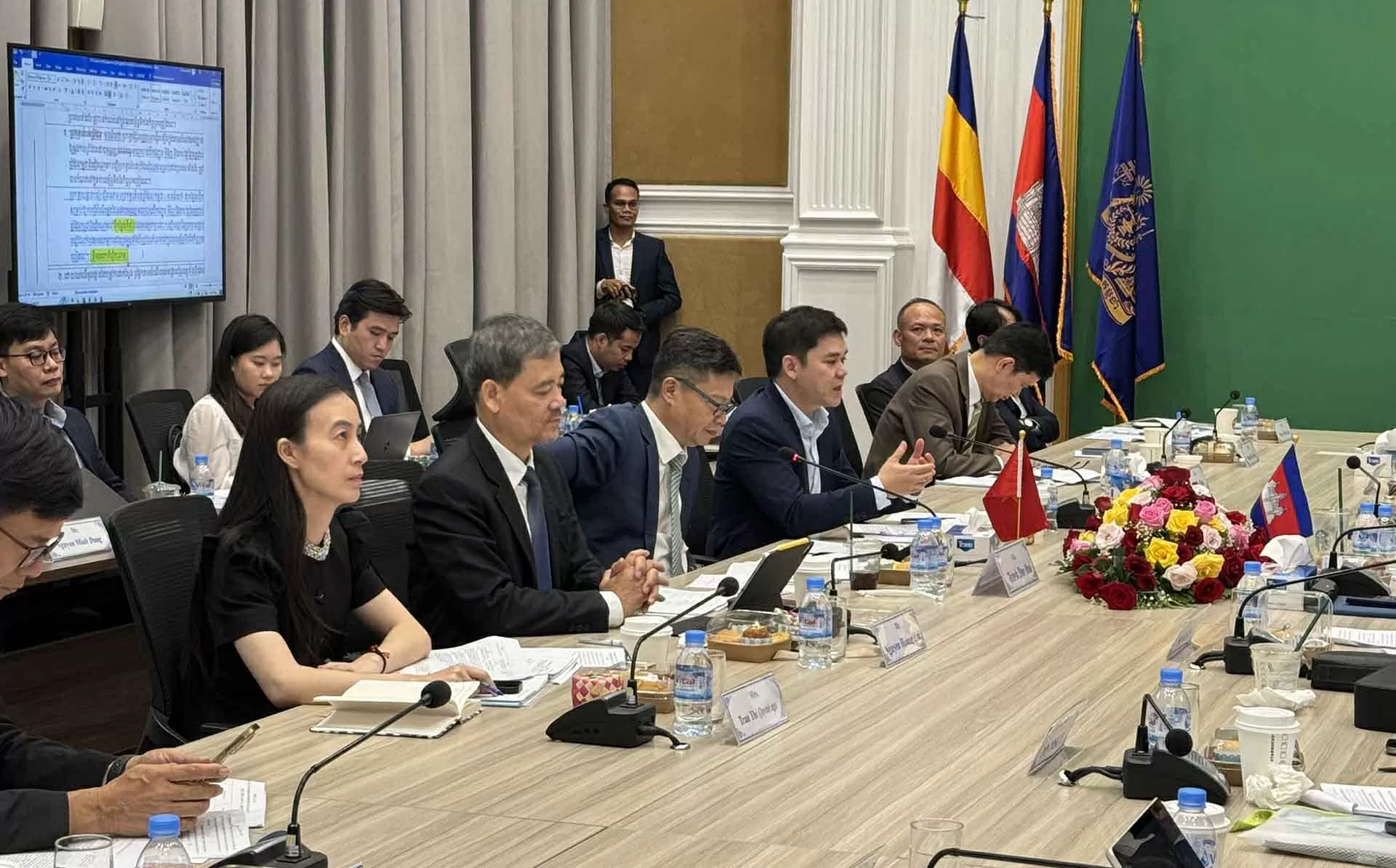 Cuộc họp lần thứ nhất Nhóm chuyên gia Việt Nam-Campuchia về dự thảo Hiệp định quản lý cửa khẩu biên giới trên đất liền Cuộc họp lần thứ nhất Nhóm chuyên gia Việt Nam Campuchia về dự thảo Hiệp định quản lý cửa khẩu biên giới trên đất liền