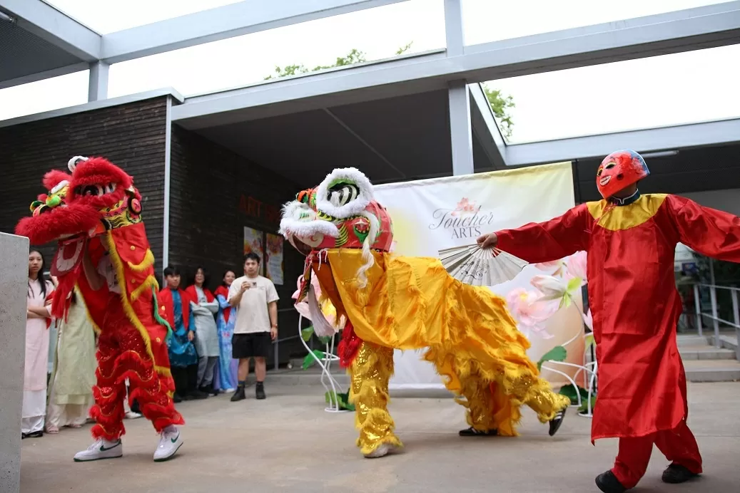 Đông đảo người Pháp tới tham dự Tuần Việt Nam tại Saint Herblain