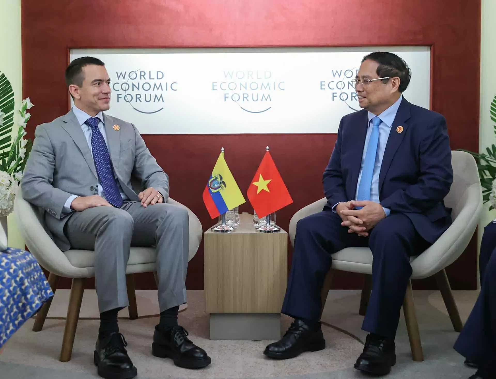 Thủ tướng Phạm Minh Chính gặp Tổng thống Ecuador Daniel Noboa Thủ tướng Phạm Minh Chính gặp Tổng thống Ecuador Daniel Noboa