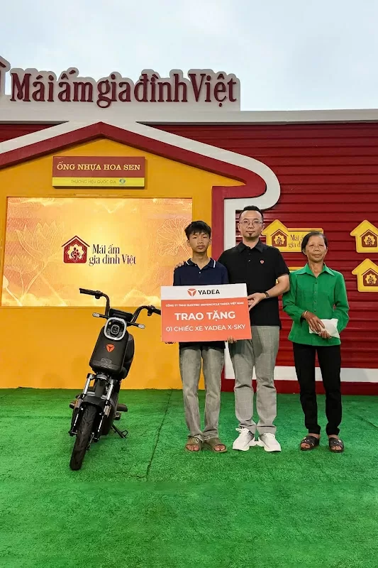 YADEA Việt Nam tiếp sức đến trường cho trẻ em khó khăn qua chương trình “Mái ấm gia đình Việt”