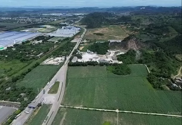 Khu B của Khu công nghiệp này do Công ty Cổ phần Đầu tư xây dựng HUD4 làm chủ đầu tư, tổng vốn đầu tư 430 tỉ đồng.