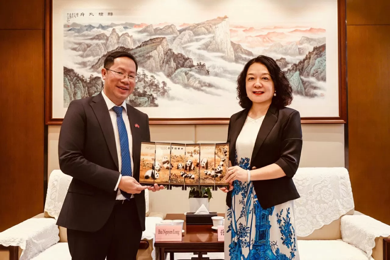 Thúc đẩy giao lưu hợp tác giữa Việt Nam và tỉnh Tứ Xuyên, Trung Quốc Thúc đẩy giao lưu hợp tác giữa Việt Nam và tỉnh Tứ Xuyên, Trung Quốc