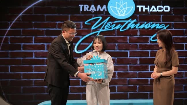 Hành trình nghị lực của người phụ nữ hơn 10 năm nuôi chồng mắc bệnh hiểm nghèo