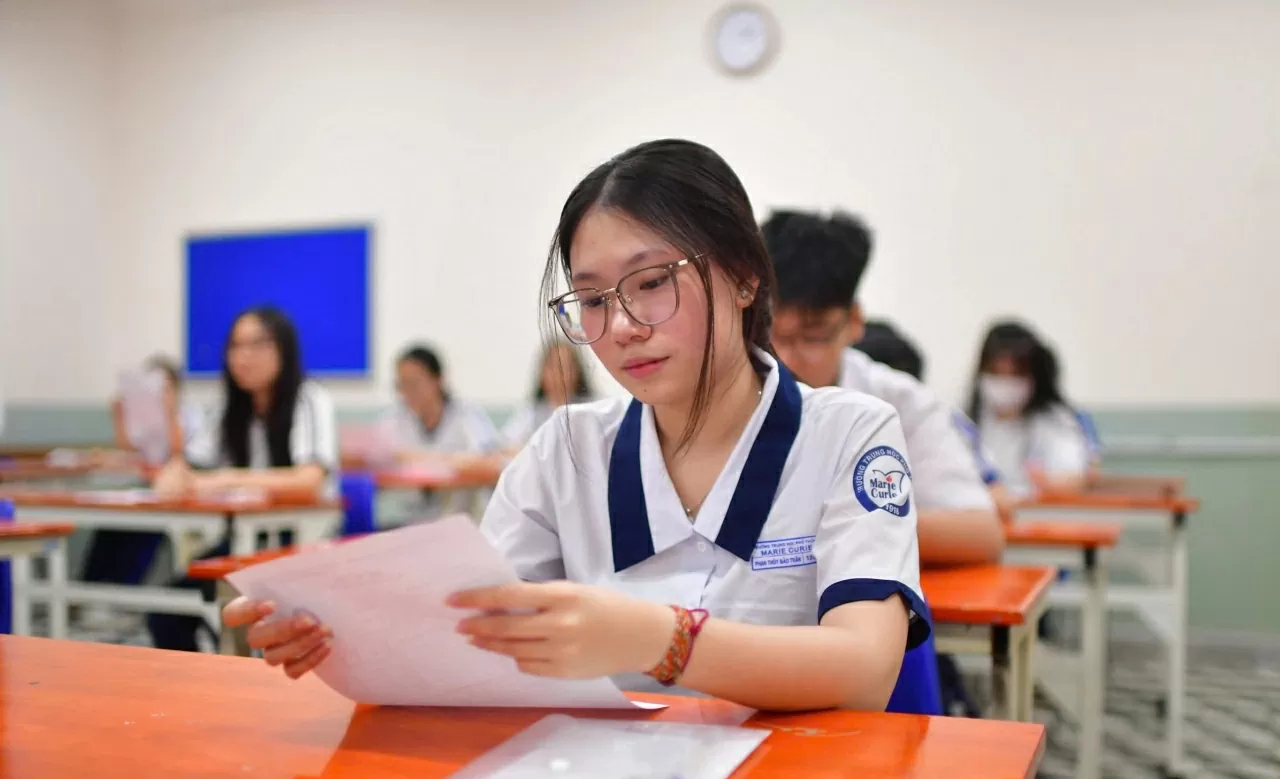 Kỳ thi tốt nghiệp THPT 2025: Gần 9.800 thí sinh bỏ làm thủ tục dự thi