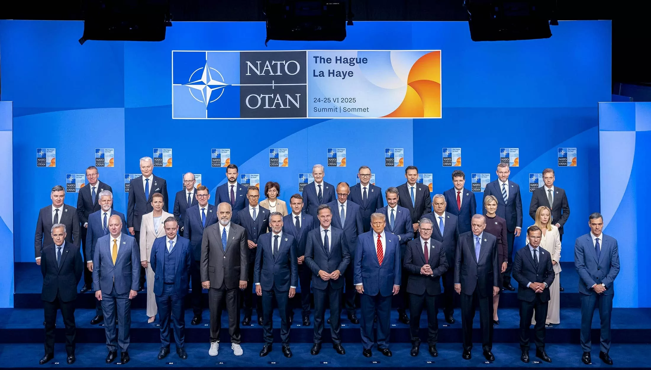 Tuyên bố chung Thượng đỉnh NATO: Thỏa thuận lịch sử tăng chi tiêu quốc phòng, tái khẳng định về cam kết phòng thủ tập thể, sẽ chẳng 'ngây thơ' về Nga Tuyên bố chung Thượng đỉnh NATO: Thỏa thuận lịch sử tăng chi tiêu quốc phòng, tái khẳng định về cam kết phòng thủ tập thể, sẽ chẳng 'ngây thơ' về Nga