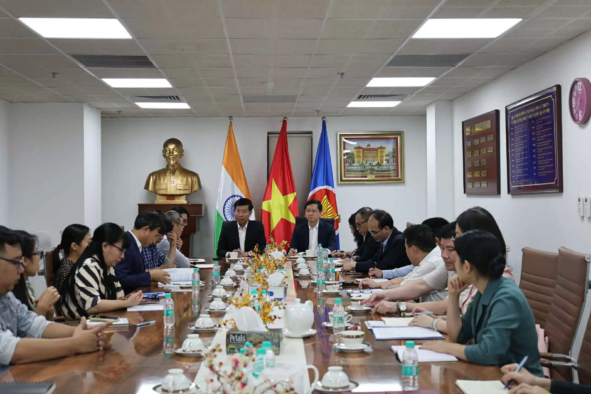 Tham vấn chính trị lần thứ 13 và Đối thoại chiến lược lần thứ 10 cấp Thứ trưởng Ngoại giao Việt Nam-Ấn Độ Tham vấn chính trị lần thứ 13 và Đối thoại chiến lược lần thứ 10 cấp Thứ trưởng Ngoại giao Việt Nam Ấn Độ