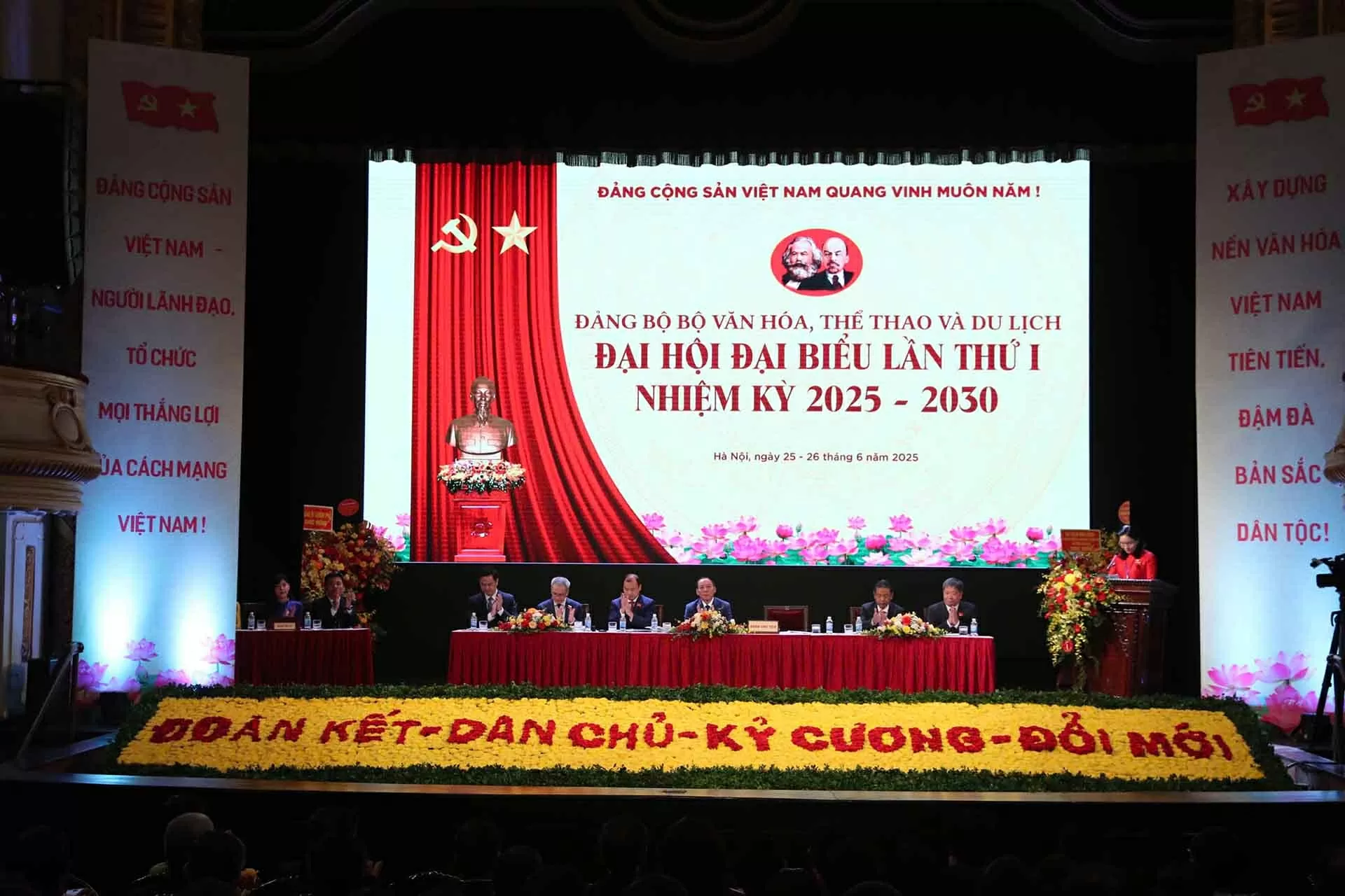 Sứ mệnh giữ gìn hồn cốt dân tộc, khơi dậy khát vọng phát triển, lan tỏa niềm tin, trí tuệ và bản lĩnh Việt Nam