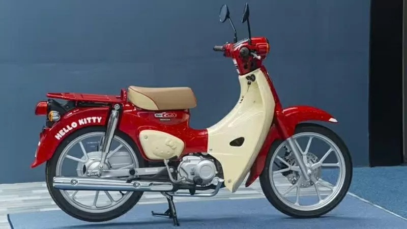 Xe số Honda Super Cub Hello Kitty