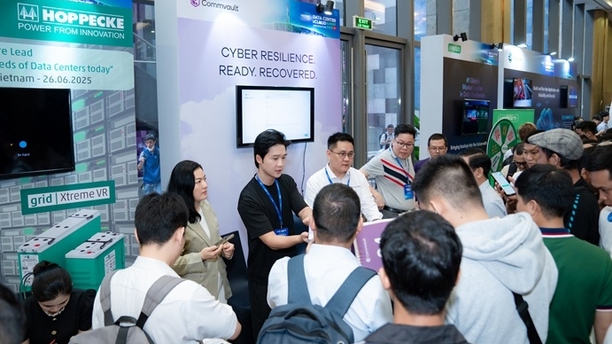 dcci summit 2025 tp ho chi minh tien phong ha tang so cho tang truong xanh