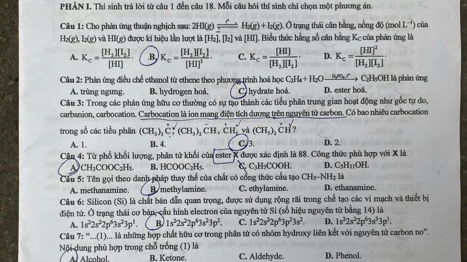 Đề thi môn Hóa học tốt nghiệp THPT 2025