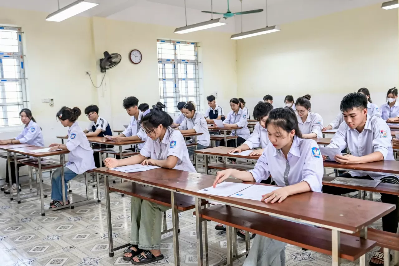 8.308 thí sinh bỏ thi, 5 em bị đình chỉ ở buổi thứ ba thi tốt nghiệp THPT 2025