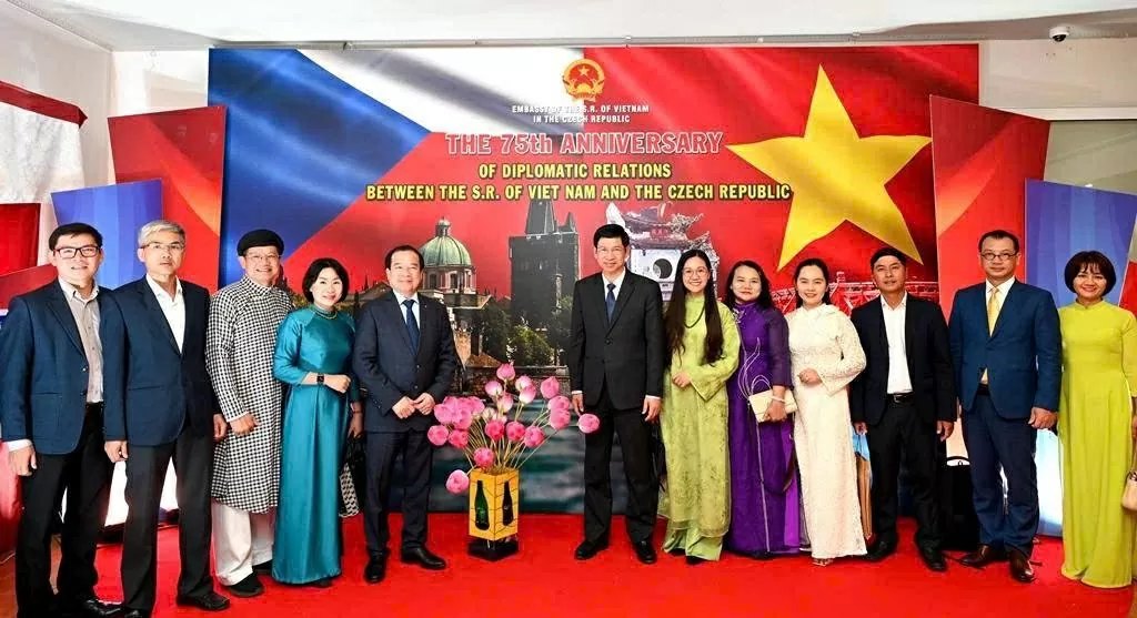 Không gian giao thoa của hai nền văn hóa Việt Nam-Czech Đặc sắc không gian giao thoa của hai nền văn hóa Việt Nam-Czech