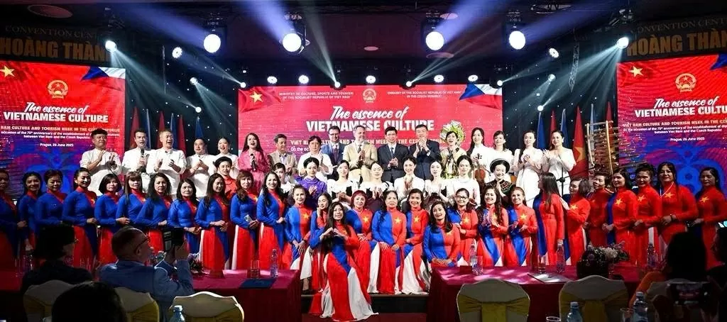 Không gian giao thoa của hai nền văn hóa Việt Nam-Czech Đặc sắc không gian giao thoa của hai nền văn hóa Việt Nam-Czech