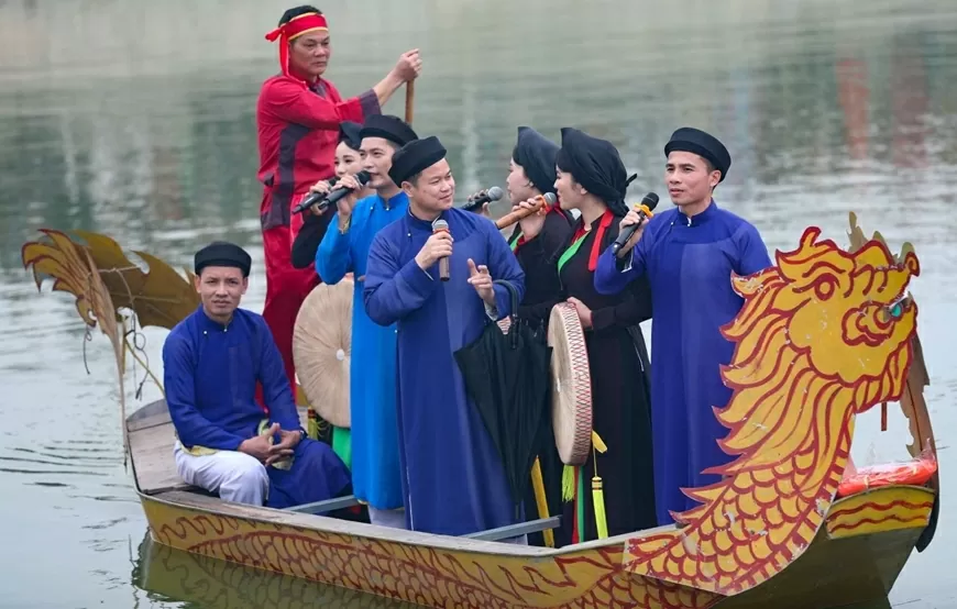 Hội Lim 2026 công khai giá vé gửi xe, không ngả nón nhận tiền khi hát quan họ