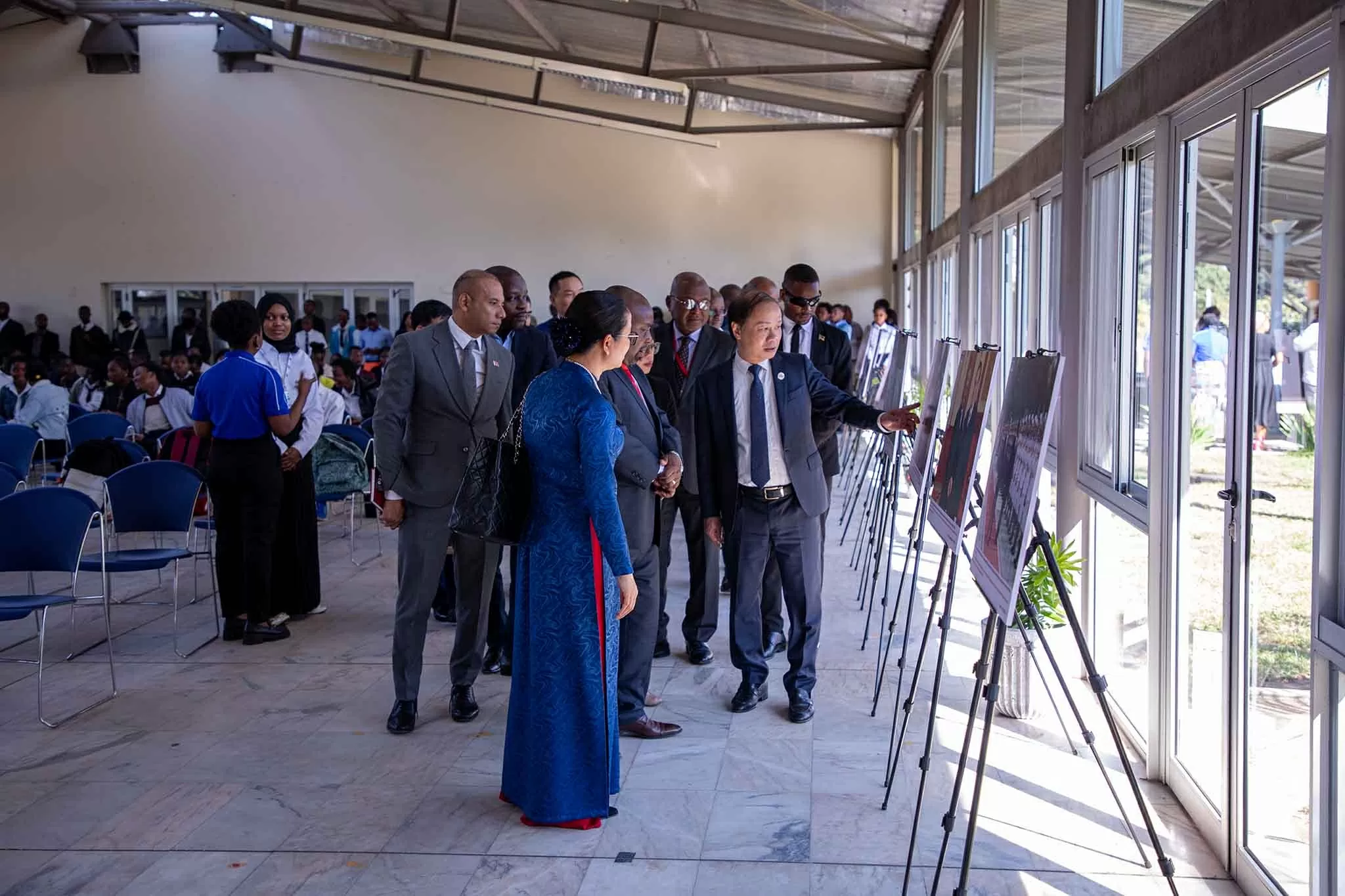 Khai mạc triển lãm ảnh ‘Việt Nam-Mozambique: 50 năm đoàn kết và phát triển’ Khai mạc triển lãm ảnh ‘Việt Nam Mozambique: 50 năm đoàn kết và phát triển’