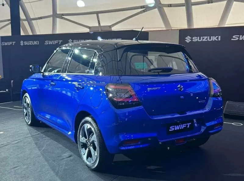Ngoại hình của Suzuki Swift 2025 không thay đổi quá nhiều so với thế hệ tiền nhiệm Ngoại hình của Suzuki Swift 2025 không thay đổi quá nhiều so với thế hệ tiền nhiệm