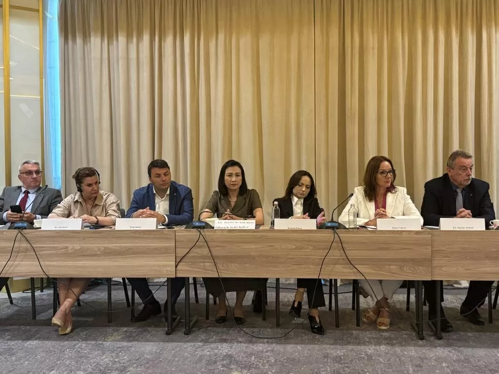 Đại sứ Nguyễn Thị Minh Nguyệt dự diễn đàn kết nối doanh nghiệp Bulgaria với cơ quan đại diện các nước Đại sứ Nguyễn Thị Minh Nguyệt dự diễn đàn kết nối doanh nghiệp Bulgaria với cơ quan đại diện các nước