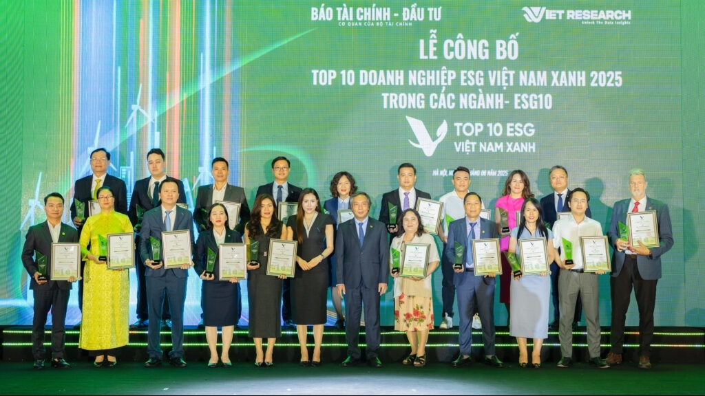 vinh danh gan 200 doanh nghiep tieu bieu trong thuc hanh esg doi moi sang tao va kinh doanh hieu qua
