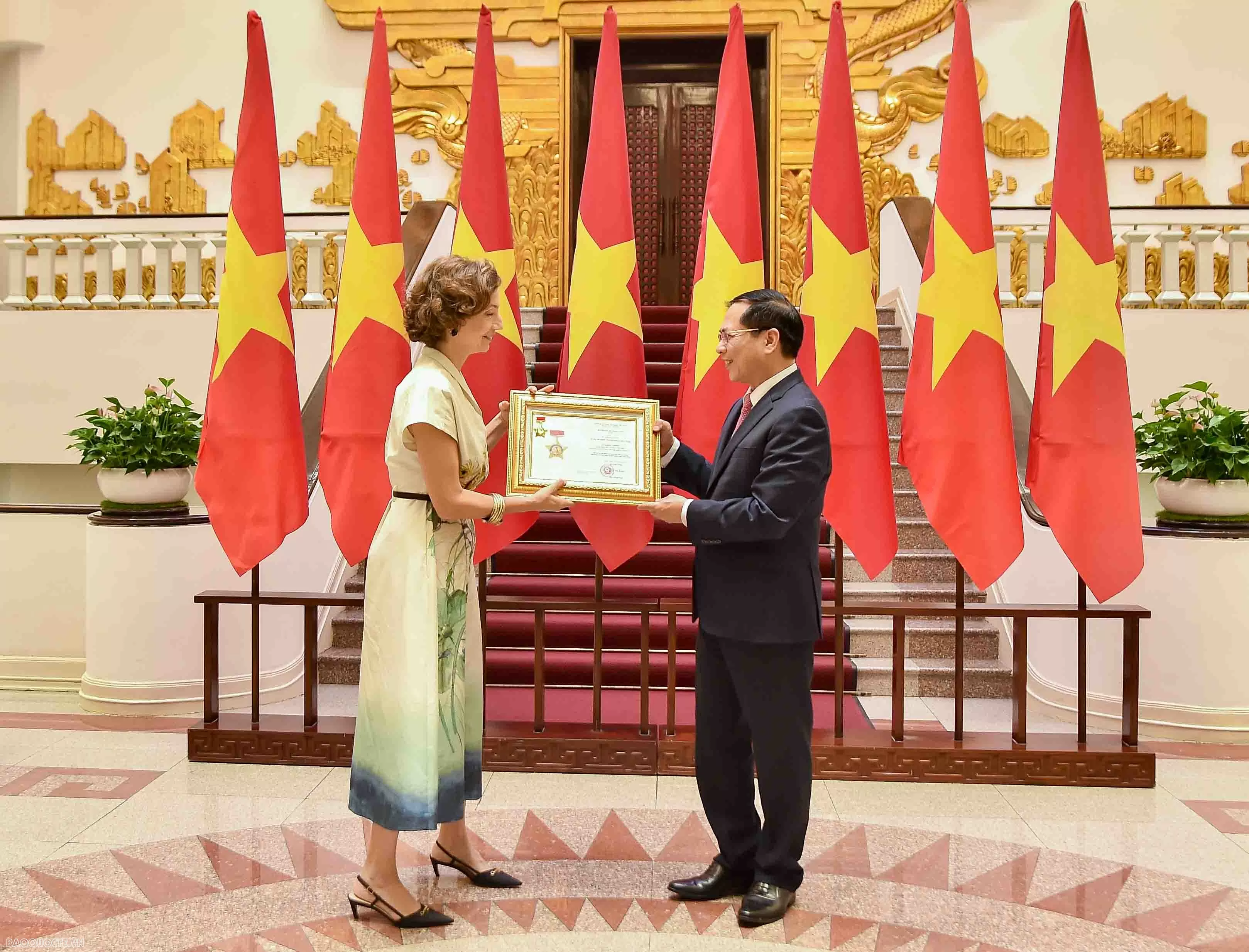 Phó Thủ tướng, Bộ trưởng Ngoại giao Bùi Thanh Sơn tiếp Tổng Giám đốc UNESCO Audrey Azoulay