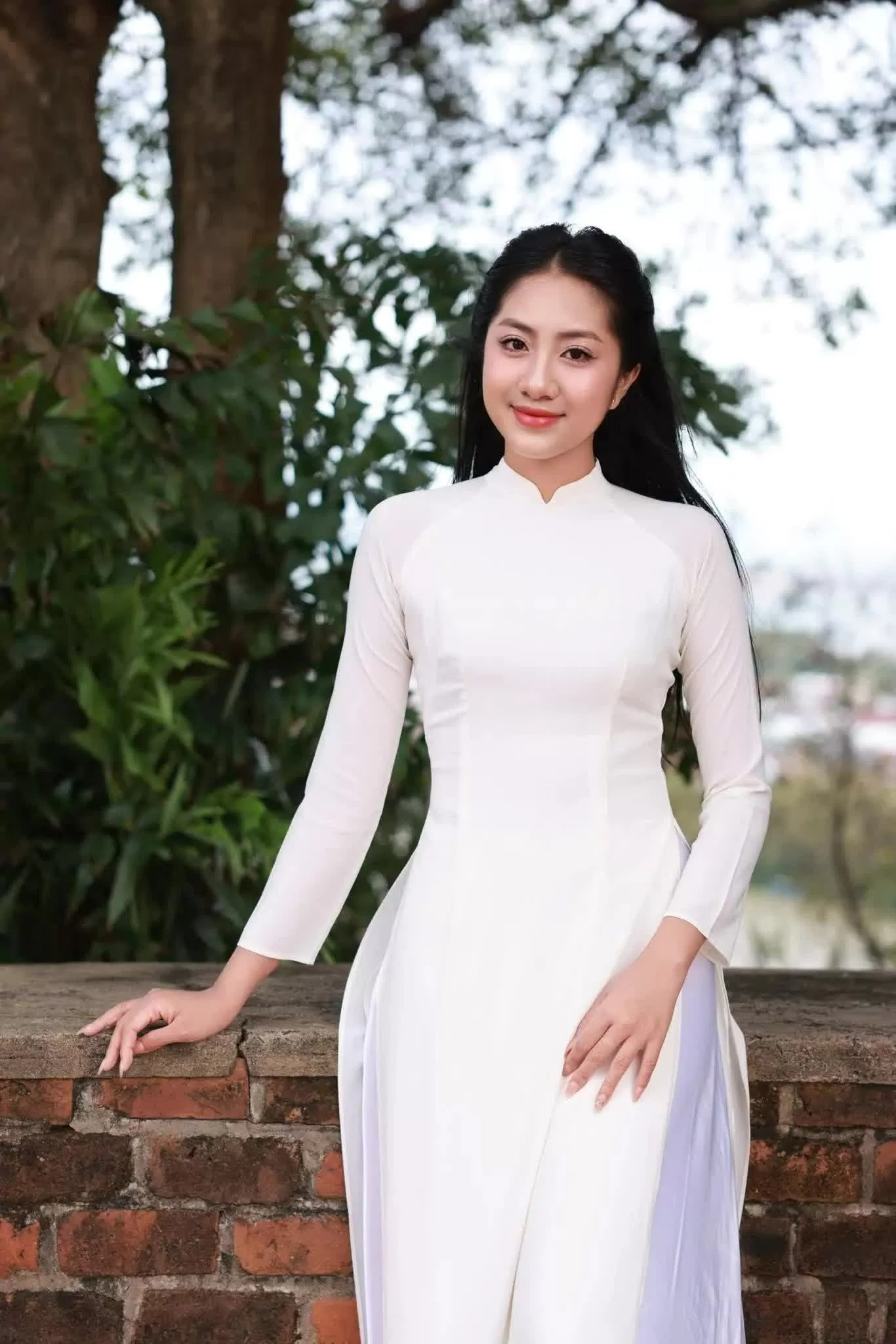 Nhan sắc trong trẻo của Hoa hậu Hà Trúc Linh