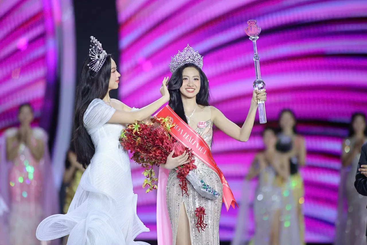 Nhan sắc trong trẻo của Hoa hậu Hà Trúc Linh