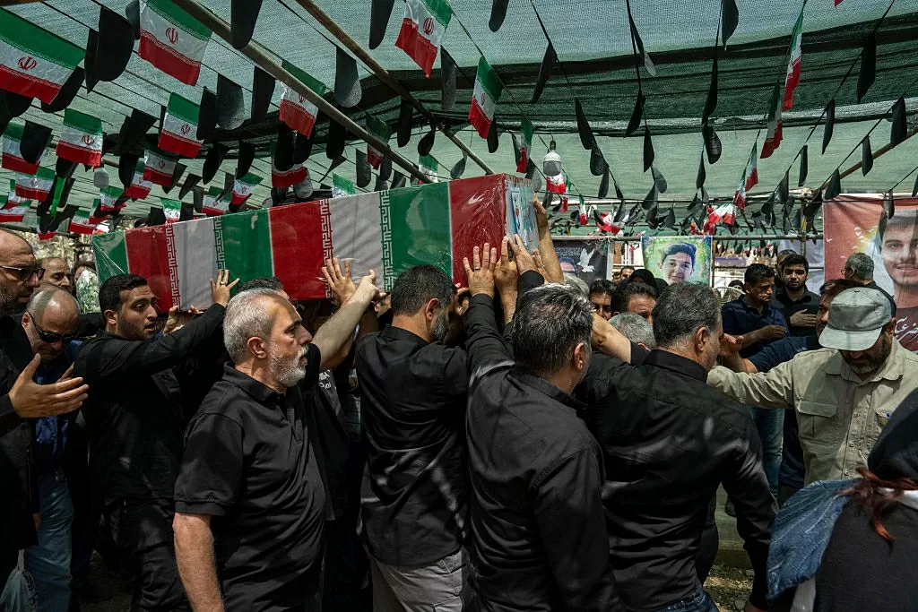 Iran tổ chức lễ tang cấp nhà nước dành cho các nạn nhân trong xung đột với Israel Iran tổ chức lễ tang cấp nhà nước dành cho các nạn nhân trong xung đột với Israel