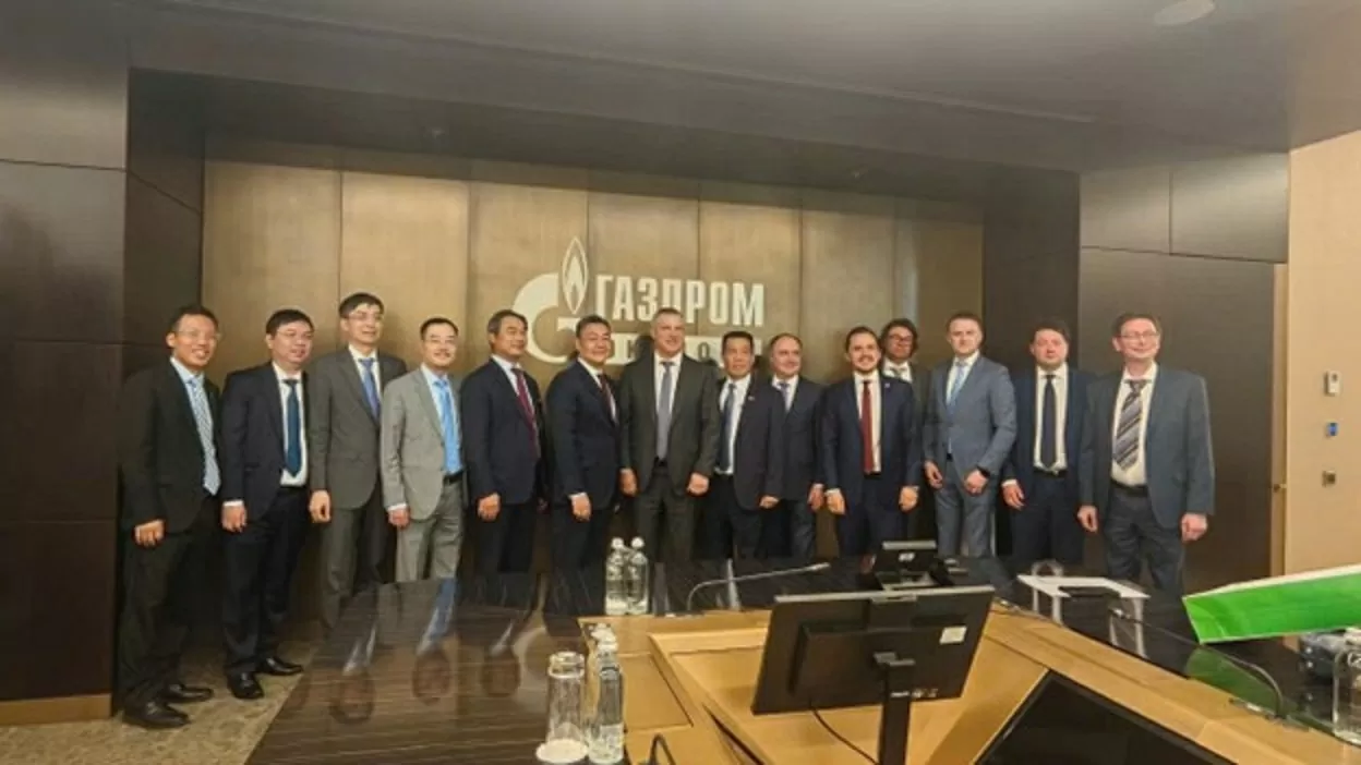 Petrovietnam làm việc với Tập đoàn Gazprom
