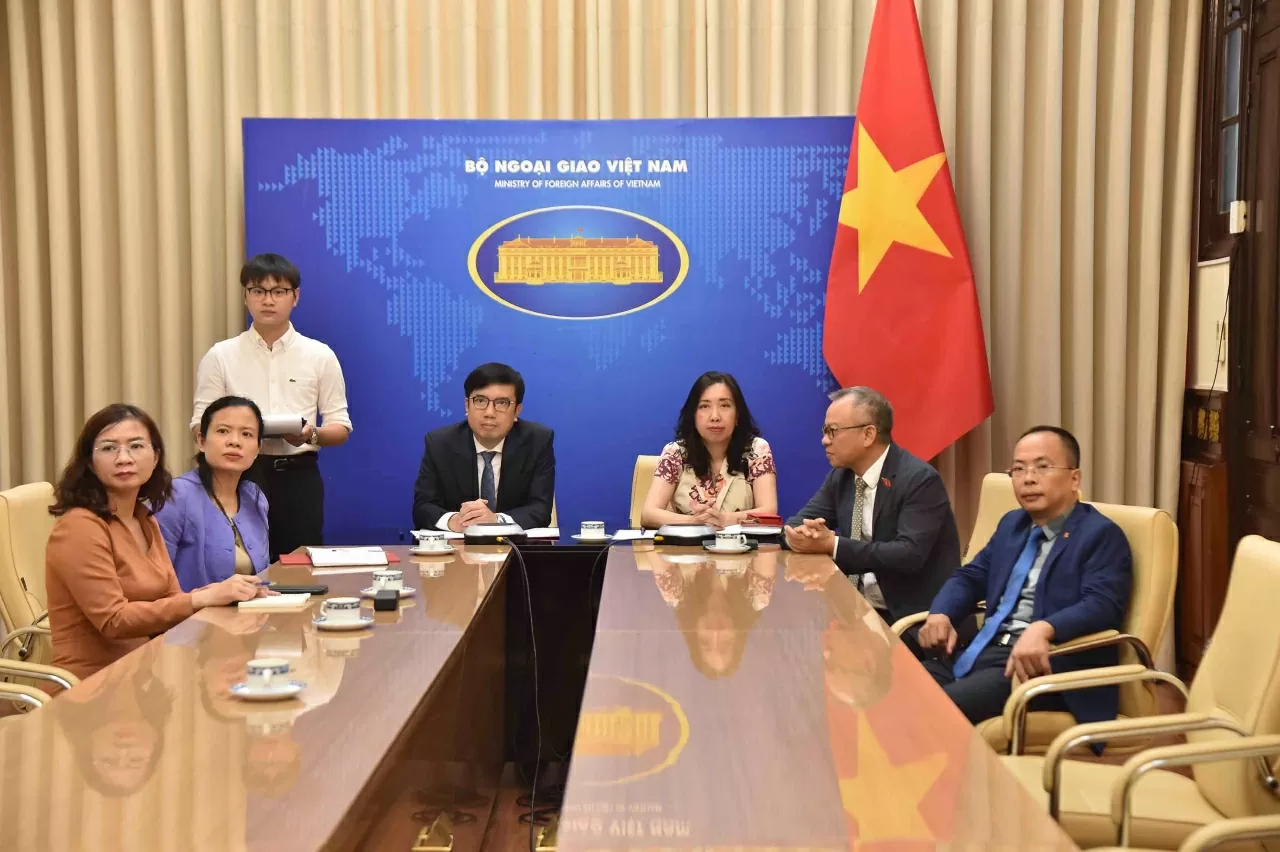 Cột mốc mới trong hợp tác báo chí Việt Nam–Sri Lanka, hướng tới kỷ niệm 55 năm quan hệ ngoại giao Báo Thế giới và Việt Nam 'bắt tay chiến lược' với The Colombo Times - điểm nhấn mới trong hợp tác báo chí quốc tế
