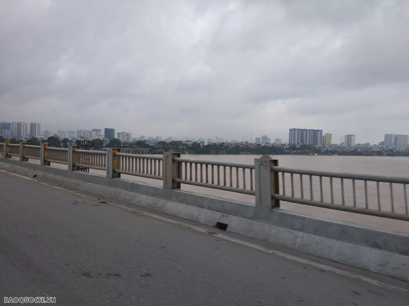 Dự báo thời tiết hôm nay (29/6): Bắc Bộ mưa vừa đến to; Việt Bắc, Tây Bắc, Tây Nguyên, Nam Bộ chiều tối mưa rào, giông rải rác