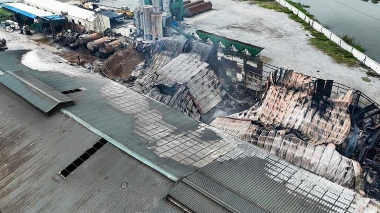 Hưng Yên: Đám cháy nghiêm trọng tại xưởng tái chế phế liệu được dập tắt hoàn toàn