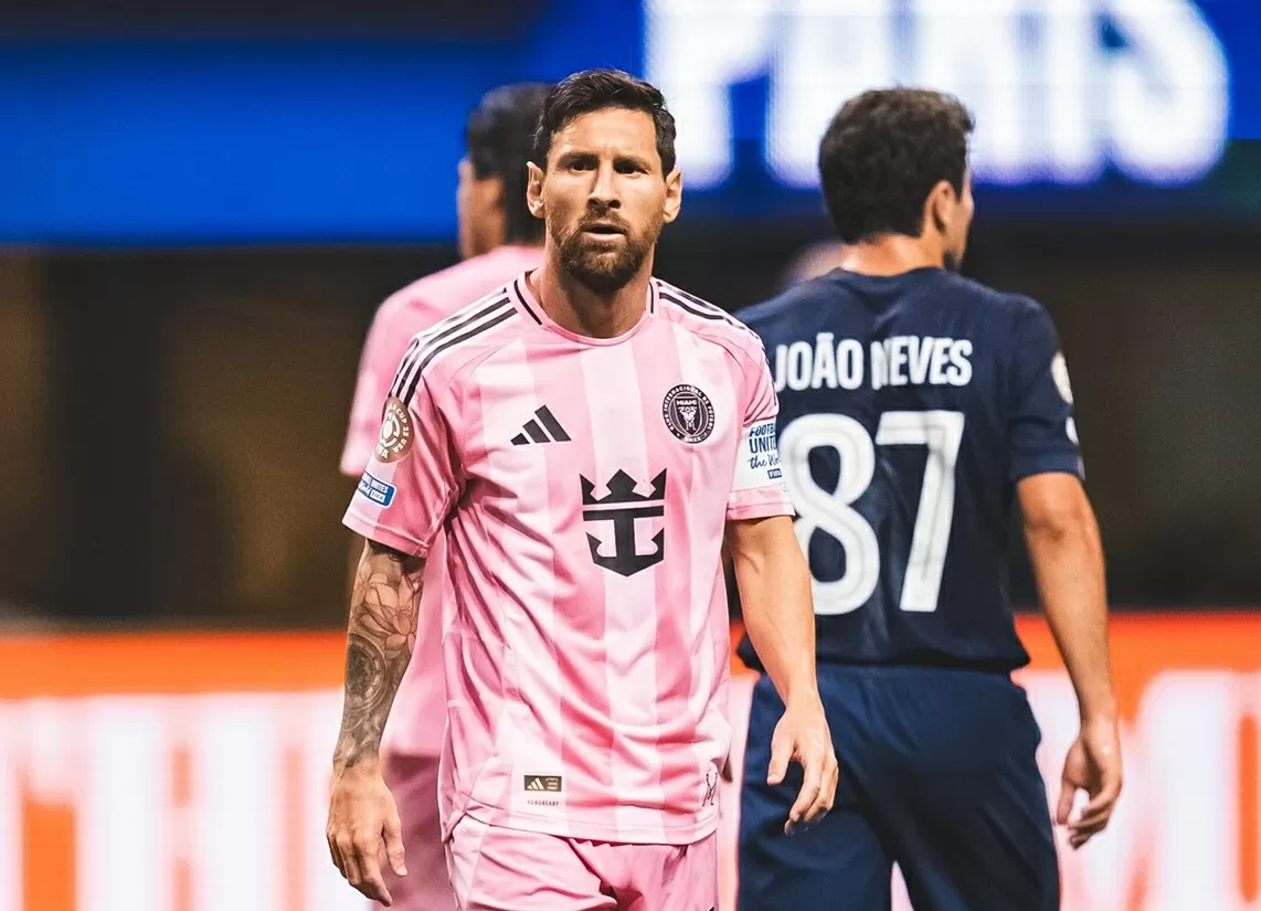 Barca trả hết nợ cho Messi
