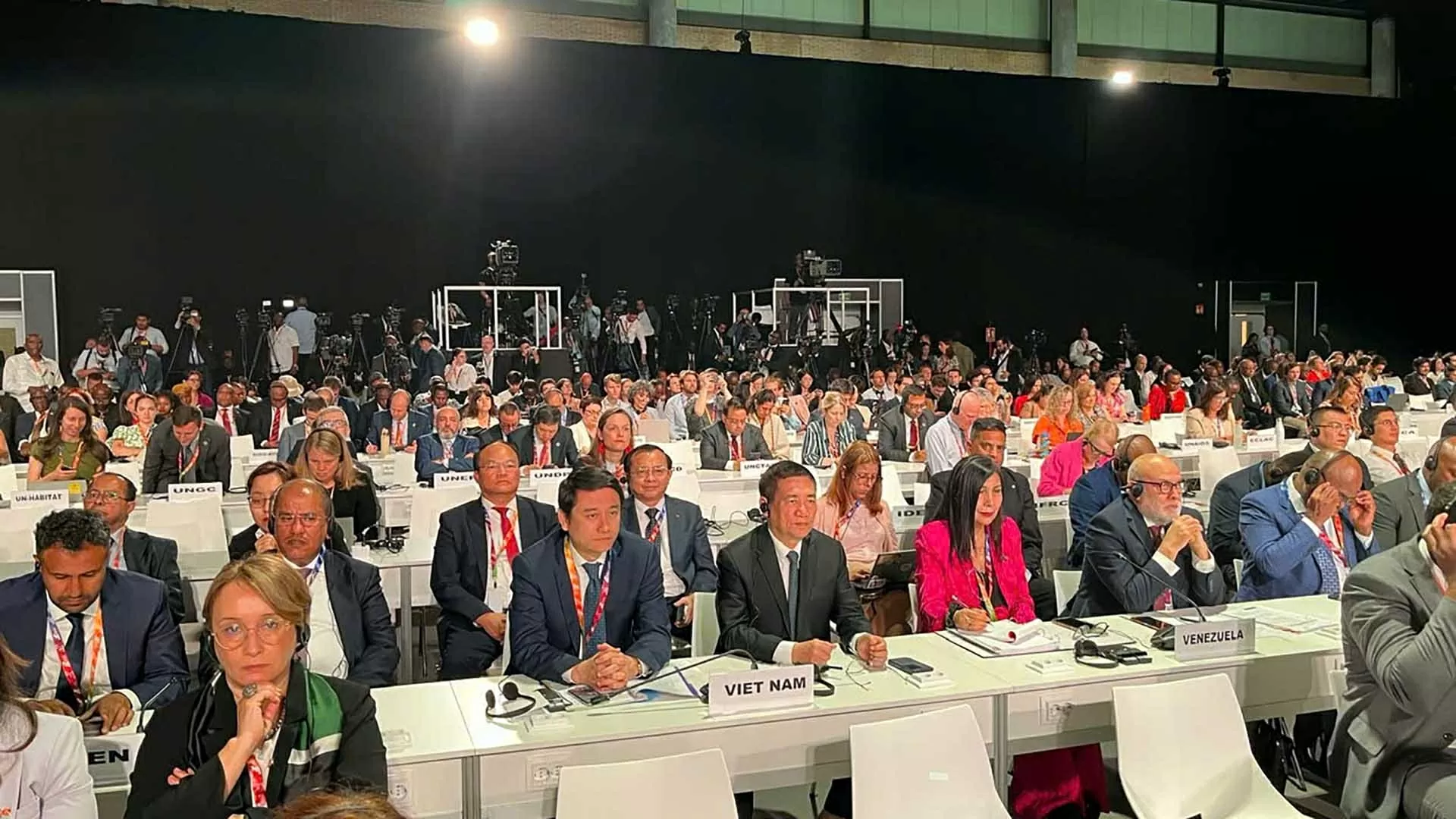 Phó Thủ tướng Hồ Đức Phớc dự phiên khai mạc Hội nghị FfD4 và gặp gỡ, tiếp xúc một số lãnh đạo các nước, tổ chức quốc tế