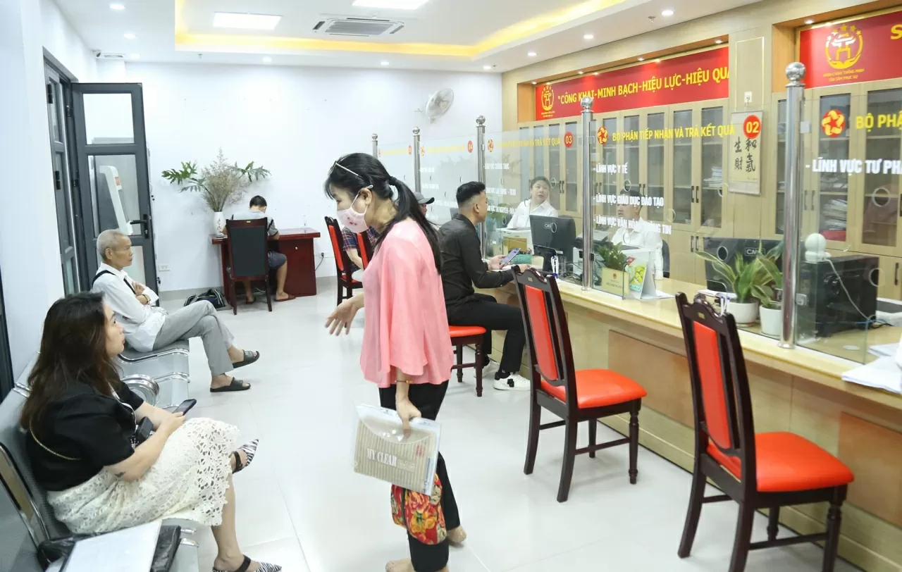 Thủ đô Hà Nội ngày đầu tiên vận hành mô hình chính quyền 2 cấp