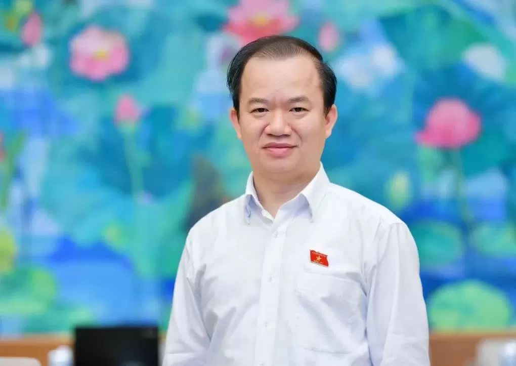 ĐBQH. Bùi Hoài Sơn ĐBQH. Bùi Hoài Sơn