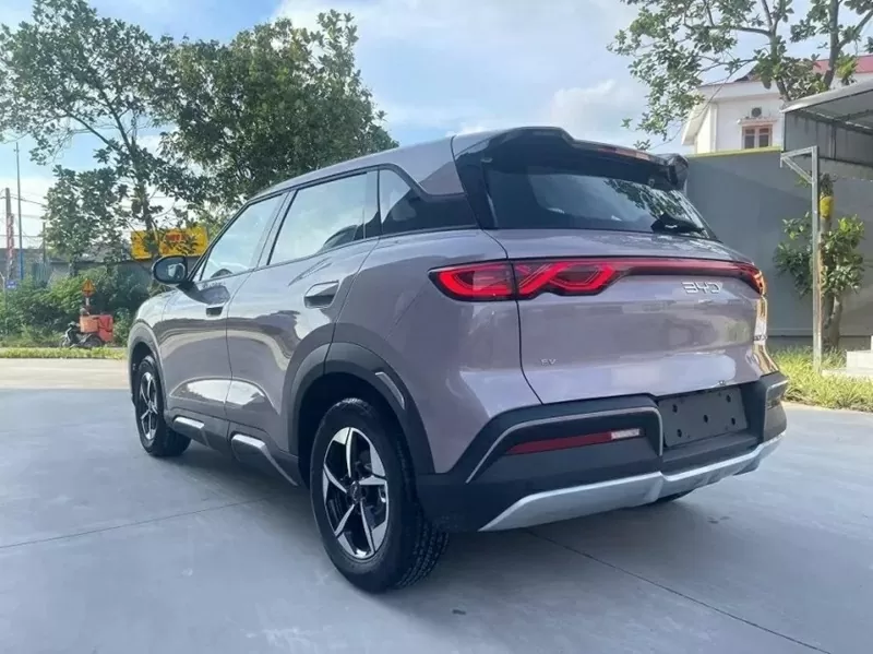 Ngoại hình của Atto 2 gây ấn tượng với phong cách thiết kế trẻ trung, năng động