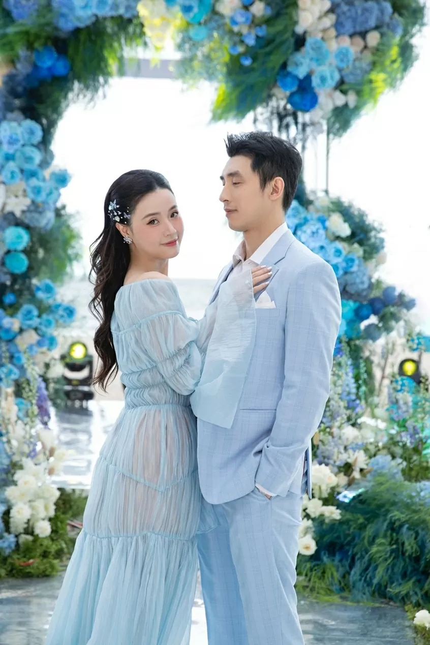 thời trang diễn viên Midu kỷ niệm một năm ngày cưới thời trang diễn viên Midu kỷ niệm một năm ngày cưới