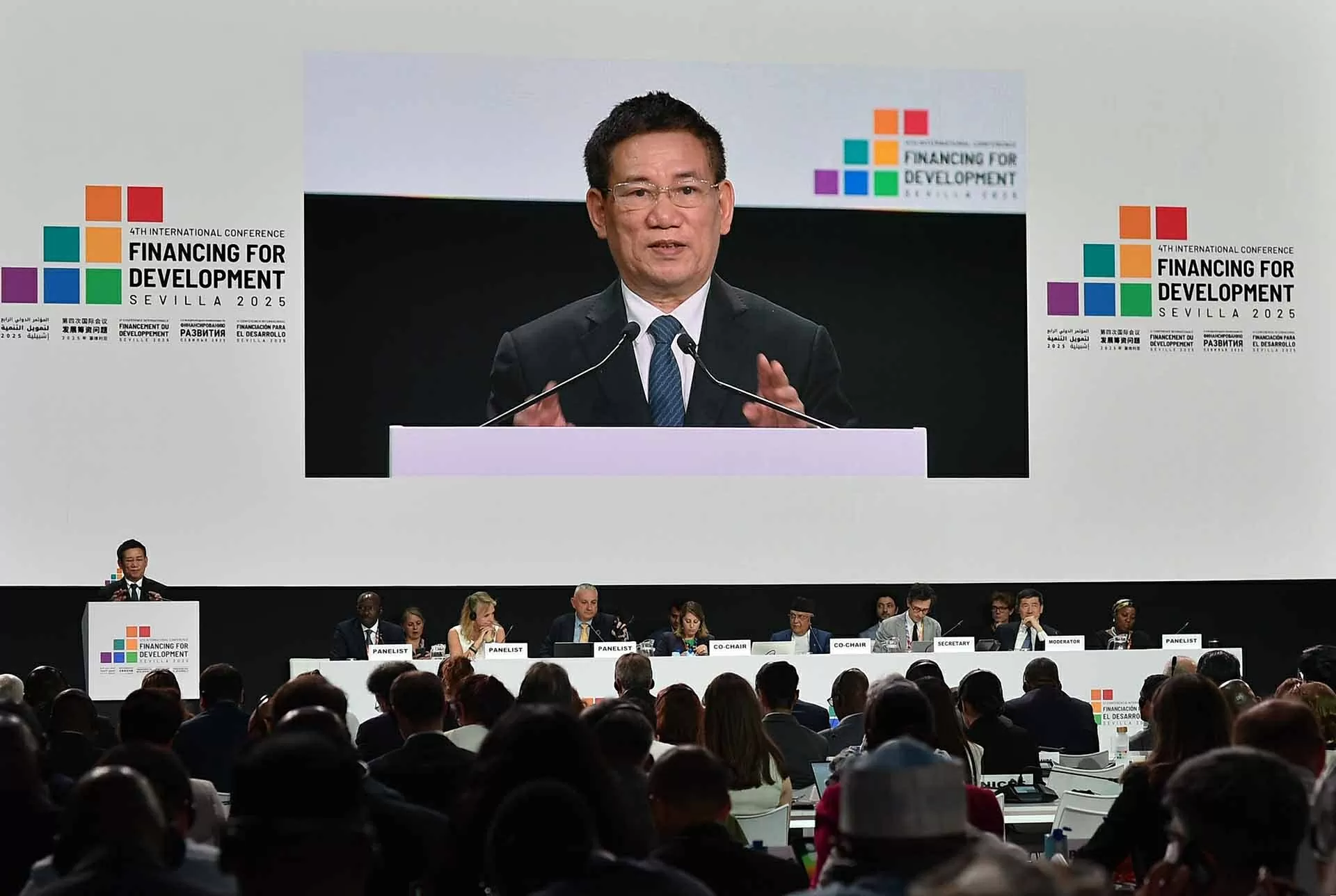 Lan toả hình ảnh về một Việt Nam đổi mới mạnh mẽ, đang vươn mình trong kỷ nguyên mới Lan toả hình ảnh về một Việt Nam đổi mới mạnh mẽ, đang vươn mình trong kỷ nguyên mới