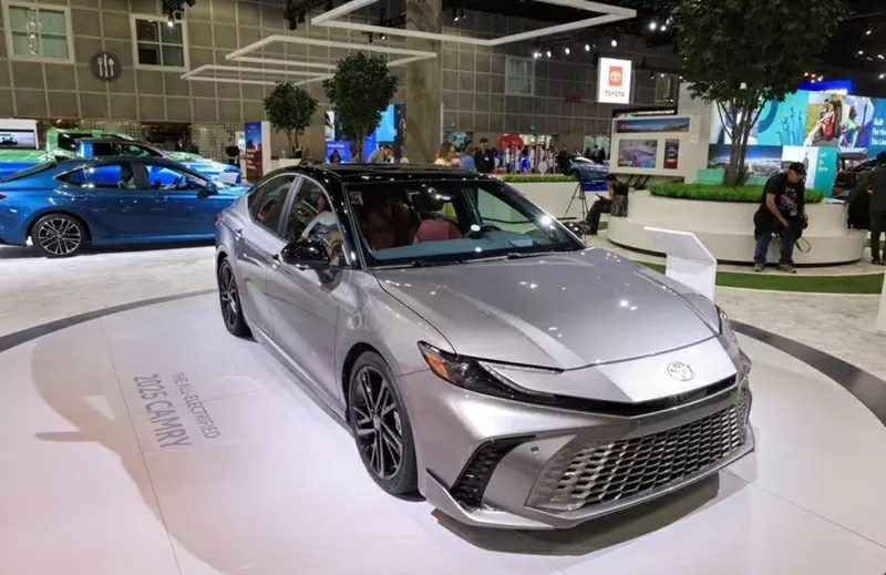 Top 10 nhà sản xuất ô tô bán chạy nhất thế giới năm 2025