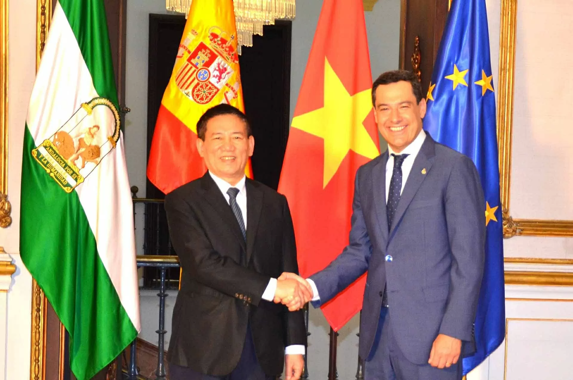 Nghiên cứu thiết lập quan hệ giữa vùng Andalucía, Tây Ban Nha và thành phố Hà Nội