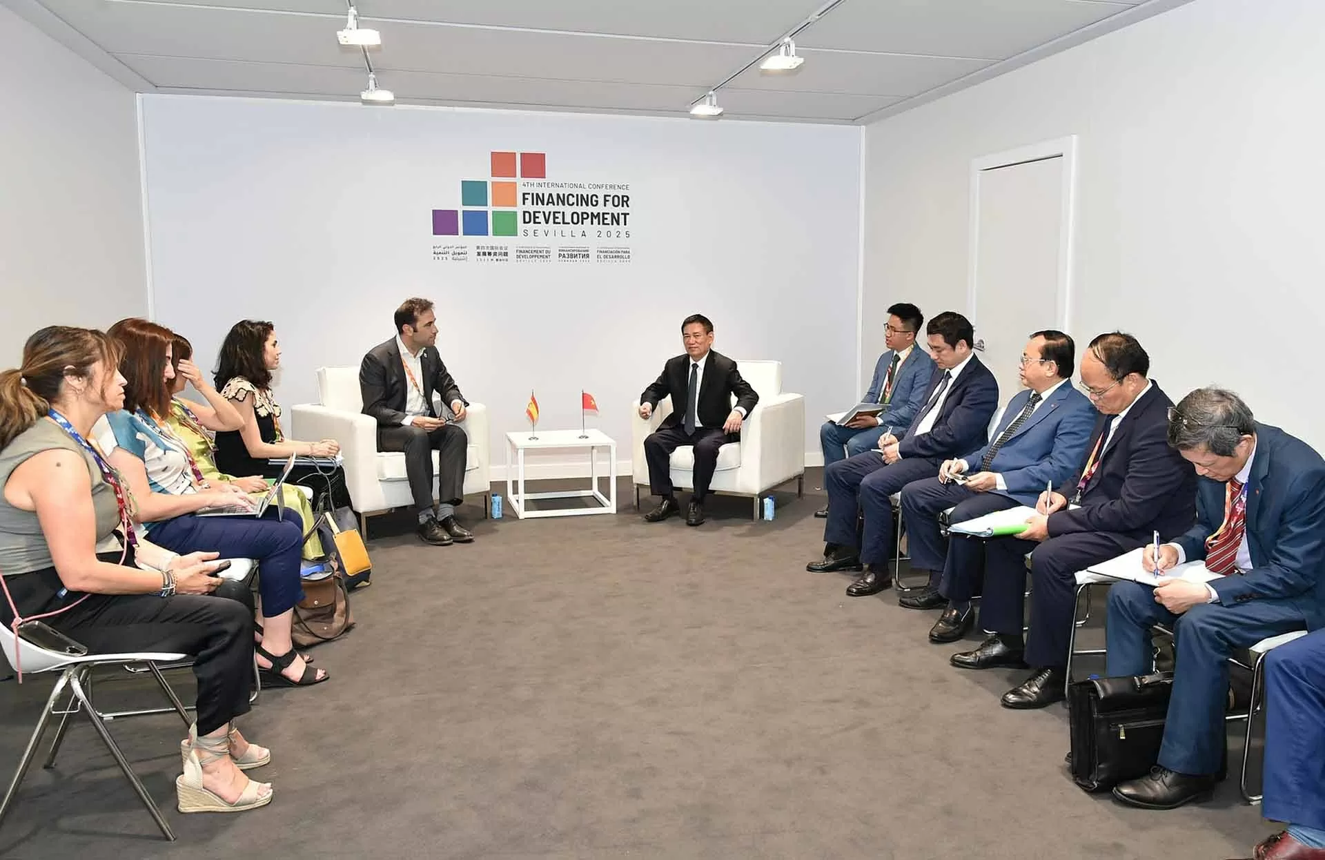 Tây Ban Nha mong muốn tăng cường hợp tác với Việt Nam trong các lĩnh vực kinh tế, thương mại và đầu tư