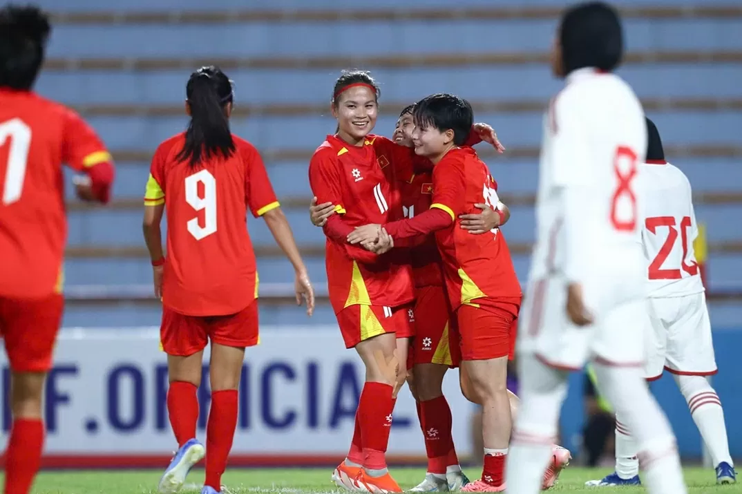 Thắng 6-0, đội tuyển nữ Việt Nam coi như giành vé Asian Cup