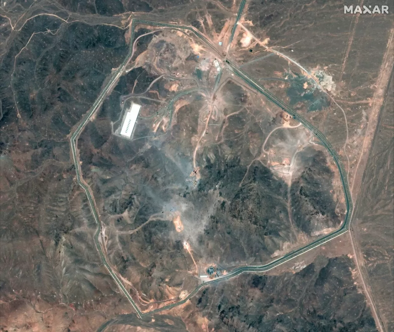 Lầu Năm Góc tuyên bố chương trình hạt nhân của Iran bị 'tụt' lại 2 năm