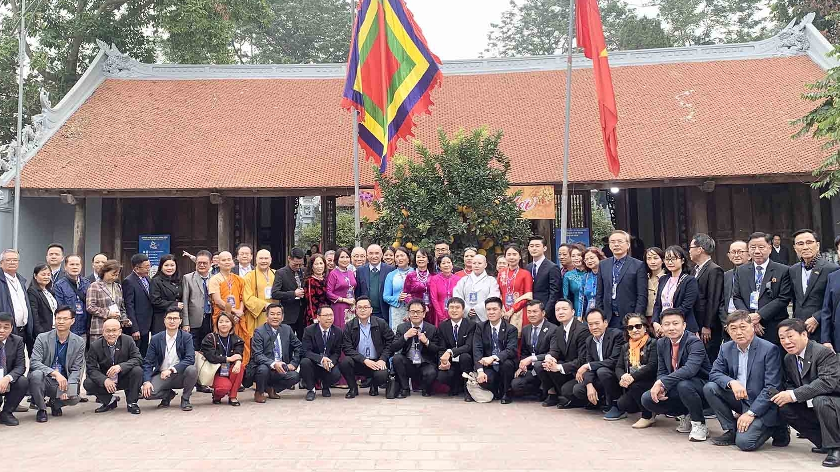 Kiều bào kỳ vọng từ ‘sắp xếp lại giang sơn’