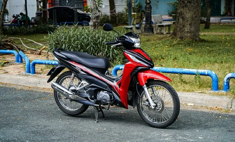 Cập nhật bảng giá xe Honda Wave RSX FI 110 mới nhất tháng 7/2025 Cập nhật bảng giá xe Honda Wave RSX FI 110 mới nhất tháng 7/2025