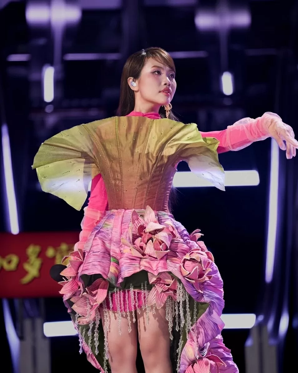 Thời trang Phương Mỹ Chi