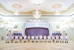 Thái Lan có Thủ tướng tạm quyền, nội các mới tuyên thệ