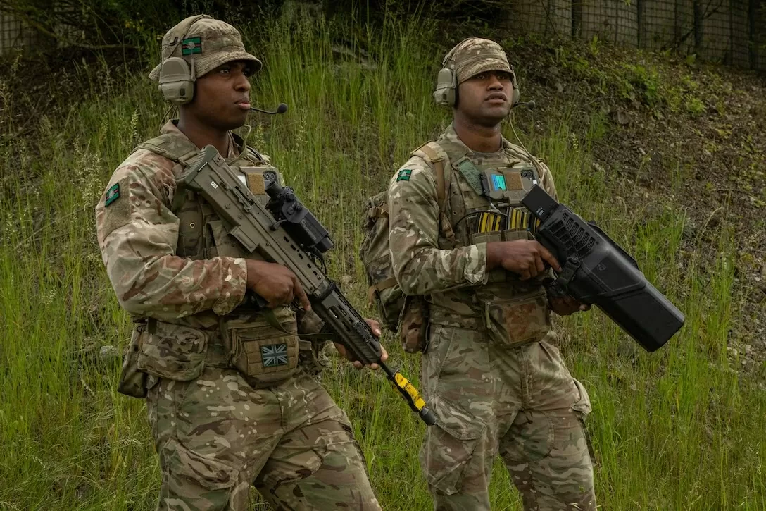 FlyTrap: Bước tiến mới trong cuộc đua kiểm soát không phận của Mỹ và các đồng minh NATO