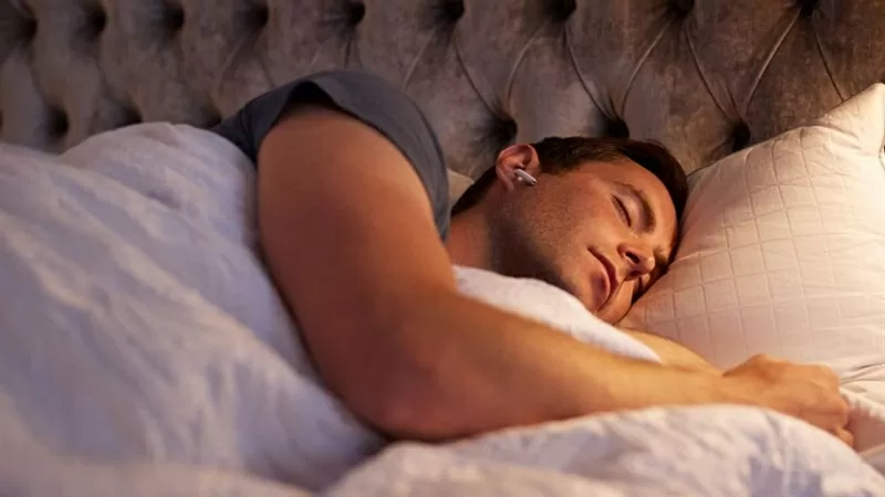 Apple lại âm thầm bổ sung một tính năng nhỏ nhưng đầy tinh tế dành riêng cho người dùng AirPods. 