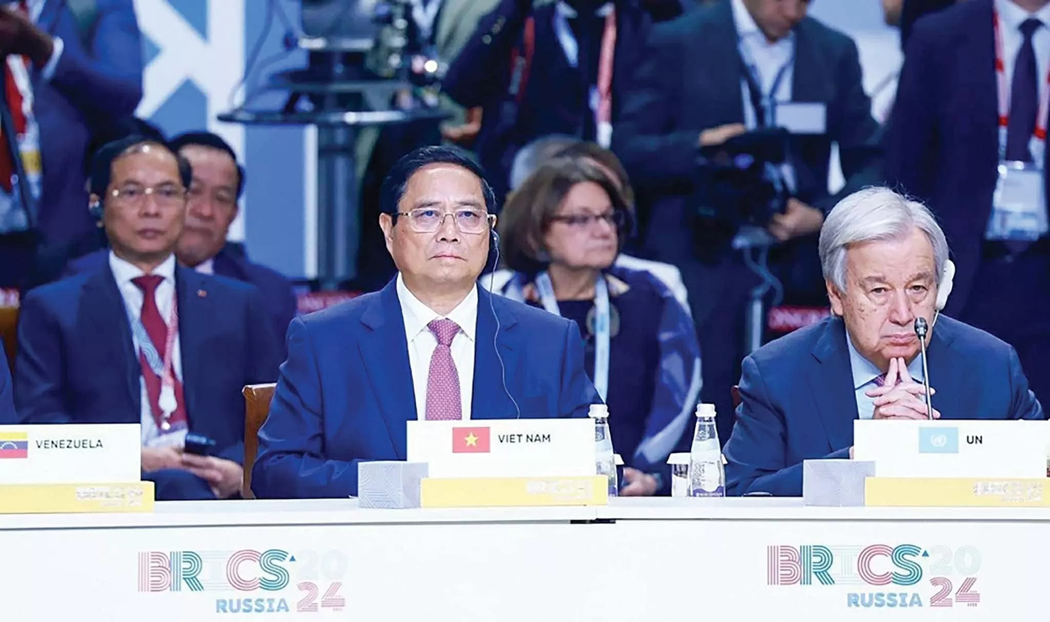 Thủ tướng Chính phủ Phạm Minh Chính phát biểu tại phiên toàn thể Hội nghị thượng đỉnh BRICS mở rộng tại Nga, tháng 10/2024. (Nguồn: TTXVN) Thủ tướng Chính phủ Phạm Minh Chính phát biểu tại phiên toàn thể Hội nghị thượng đỉnh BRICS mở rộng tại Nga, tháng 10/2024. (Nguồn: TTXVN)